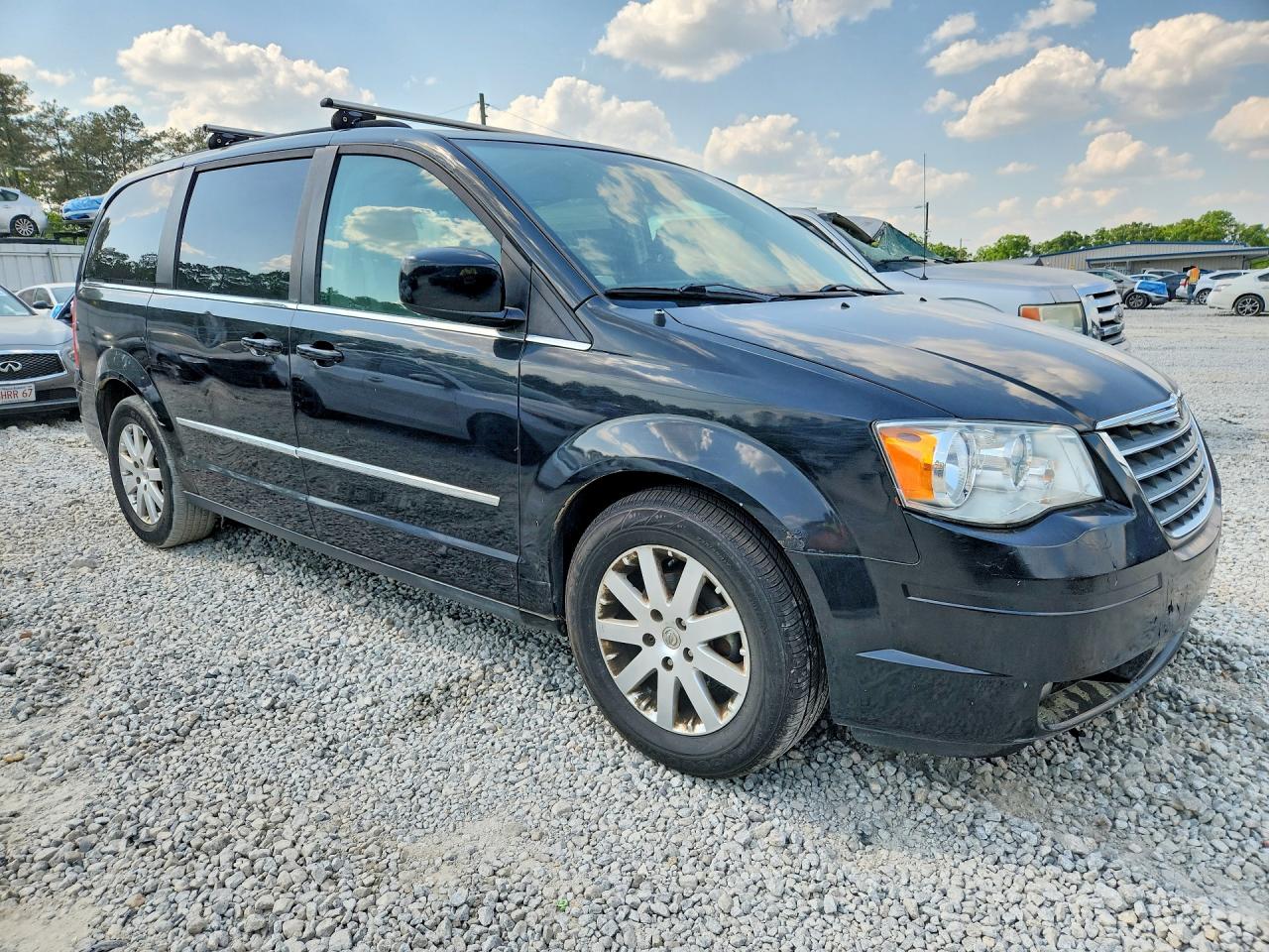 2010 Chrysler Minivan VIN 2A4RR8DX5AR368419 photo 4