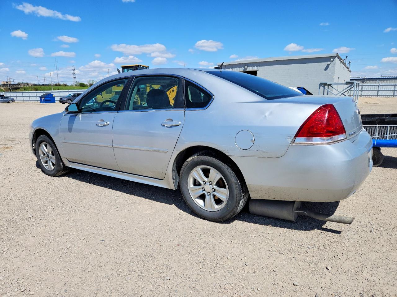 2015 Chevrolet Impala VIN 2G1WA5E3XF1128761 photo 2