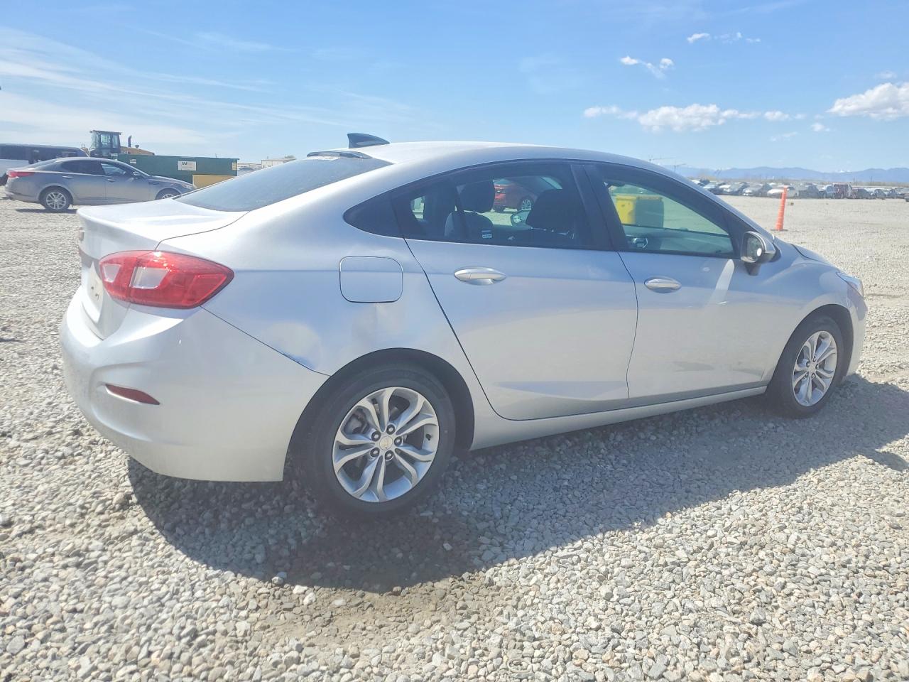 2019 CHEV Cruze VIN 1G1BC5SM2K7130538 photo 3