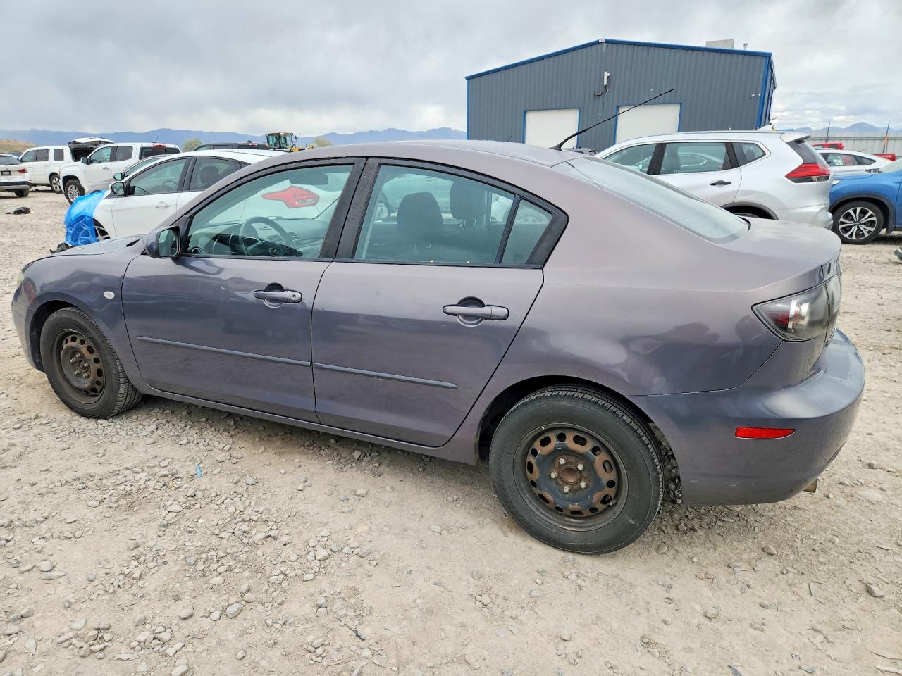 2008 Mazda 3 VIN JM1BK12F481820789 photo 2