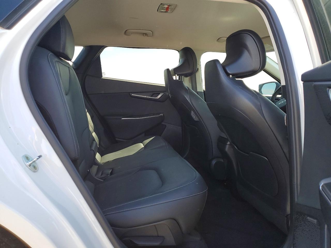 2022 KIA All other VIN KNDC34LA1N5064977 photo 11