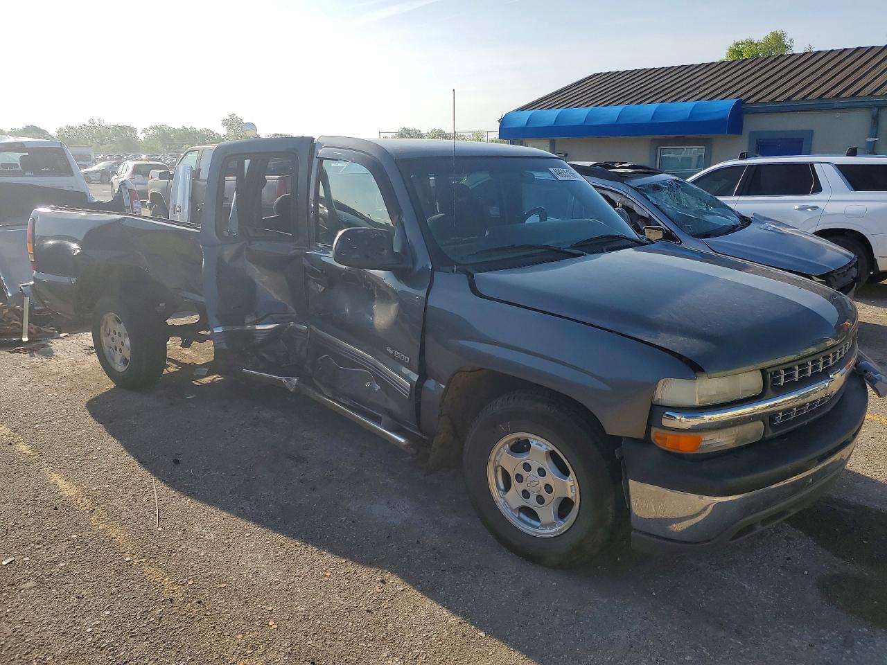 2001 Chev Silverado VIN 2GCEC19V811194705 photo 4