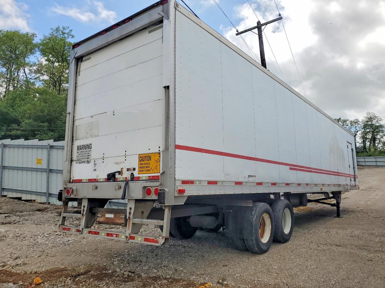 2009 UTILITY All models VIN 1UYVS24819M646716 photo 4
