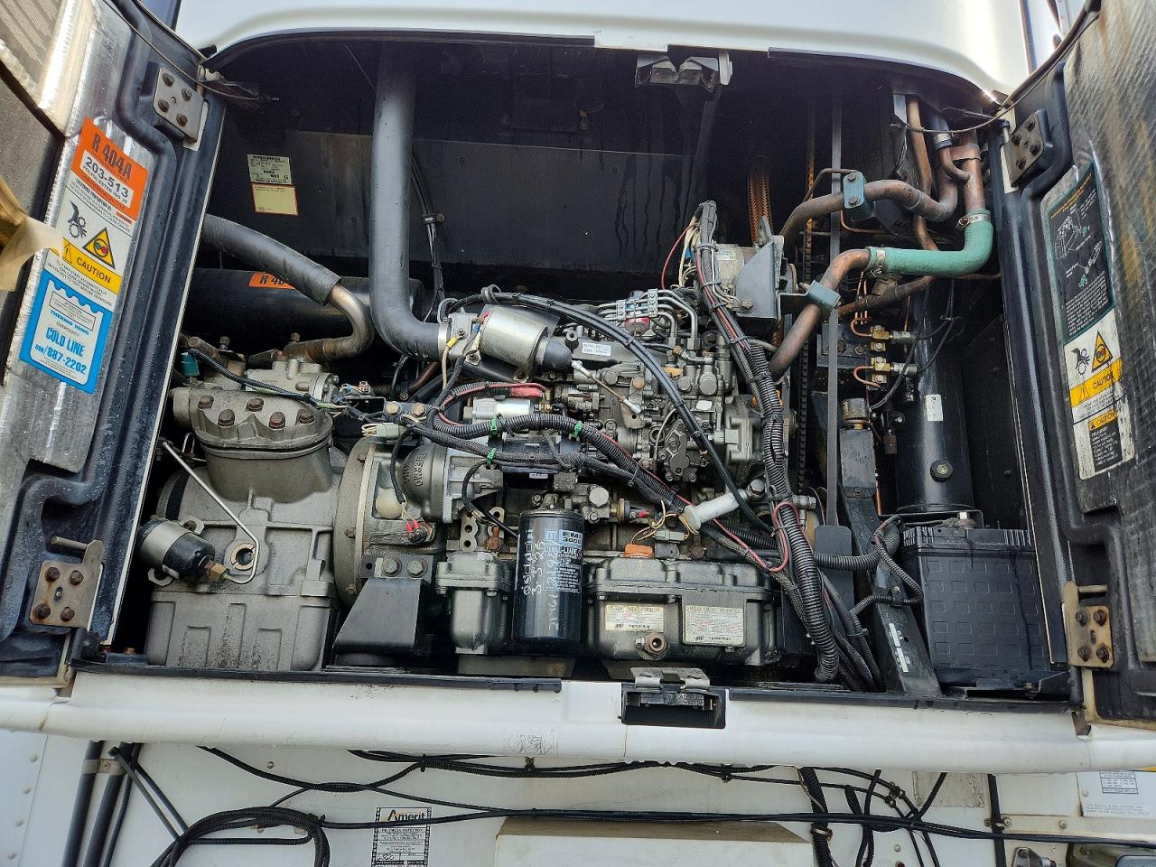 2010 UTILITY All models VIN 1UYVS2487AM833818 photo 7