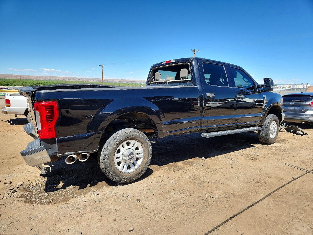 2019 Ford F250 VIN 1FT7W2BT4KEF79029 photo 3