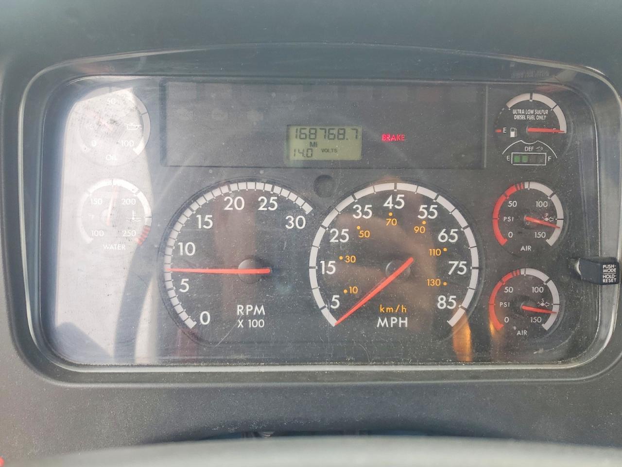2014 FREIGHTLINER All other VIN 1FVHC5CY0EHFT8562 photo 8