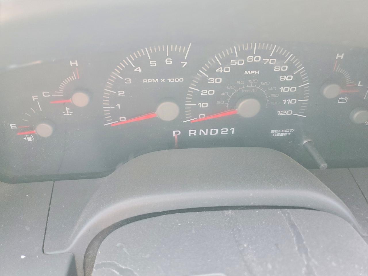 2004 Ford Expedition VIN 1FMRU15W34LA06292 photo 9