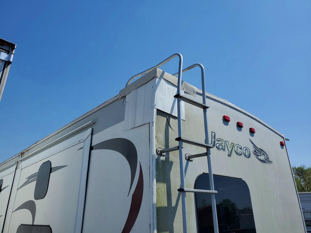 2015 JAYCO All models VIN 1UJBJ0BT7F1TY0101 photo 9