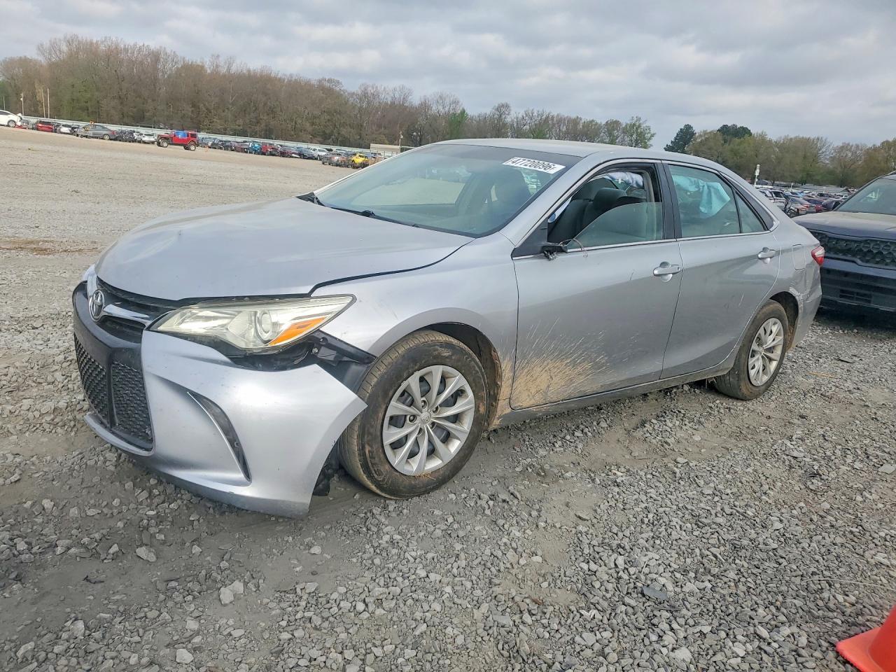 2015 Toyota Camry VIN 4T4BF1FK7FR469336 photo 1