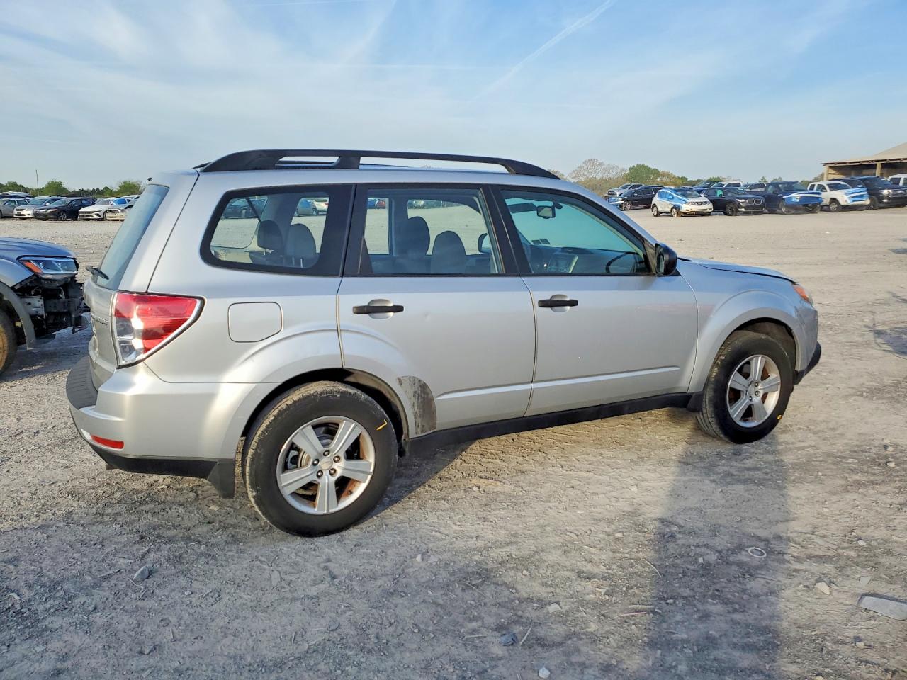 2010 SUBA Forester VIN JF2SH6BC1AH909901 photo 3