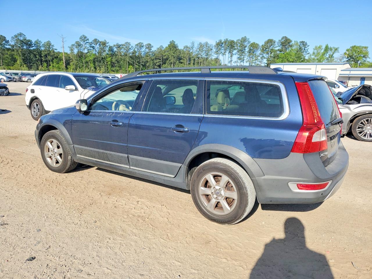 2013 VOLV Xc70 VIN YV4952BL2D1166464 photo 2