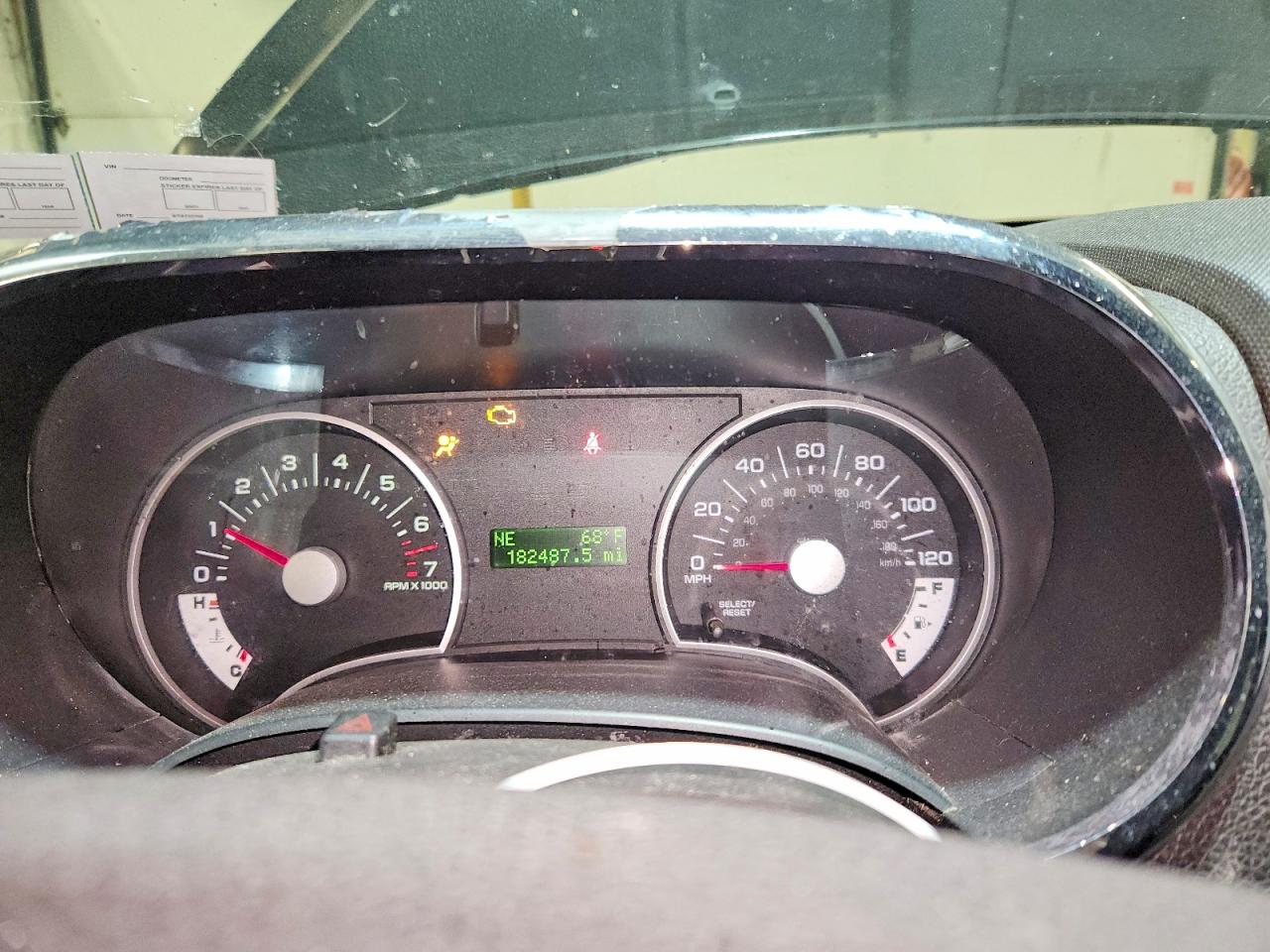 2009 Ford Explorer VIN 1FMEU73869UA42274 photo 9
