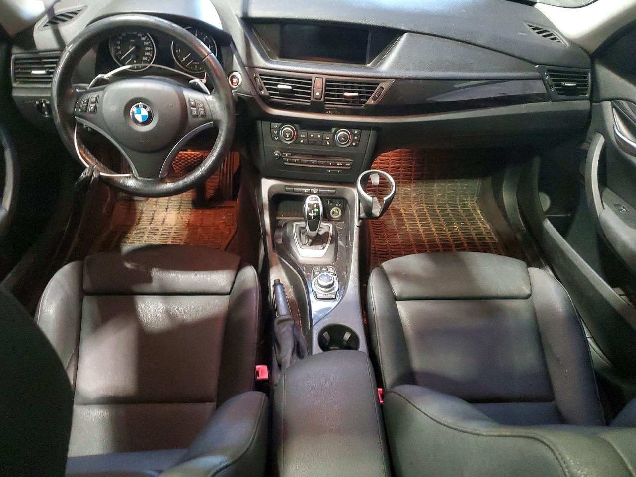 2012 BMW X1 VIN WBAVL1C59CVR76146 photo 8