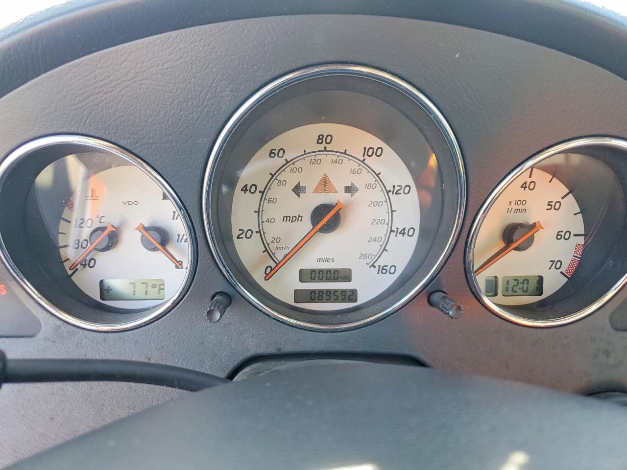 2004 Mercedes-Benz Slk-class VIN WDBKK49F34F306287 photo 9