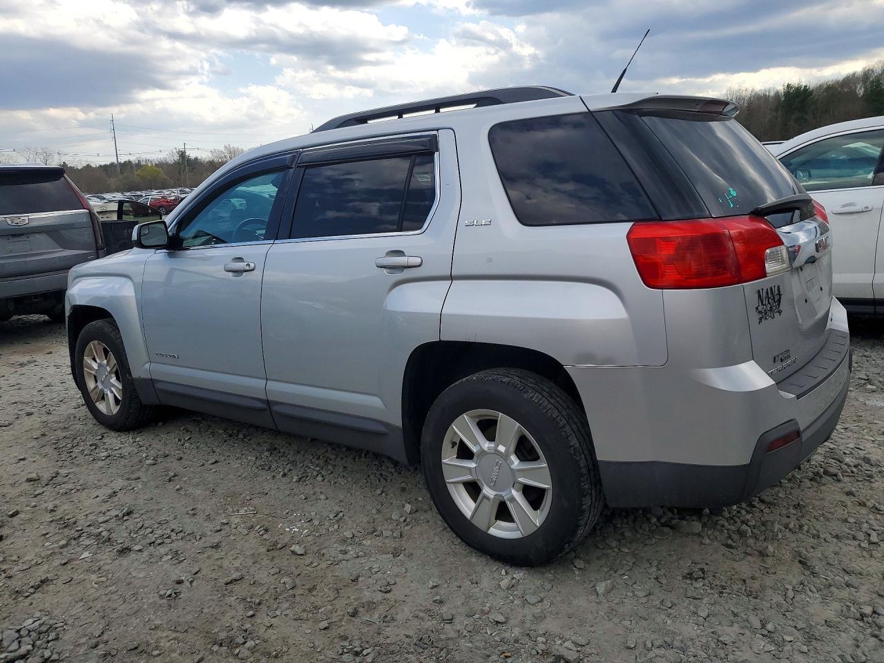 2012 GMC Terrain VIN 2GKFLTEK1C6394539 photo 2