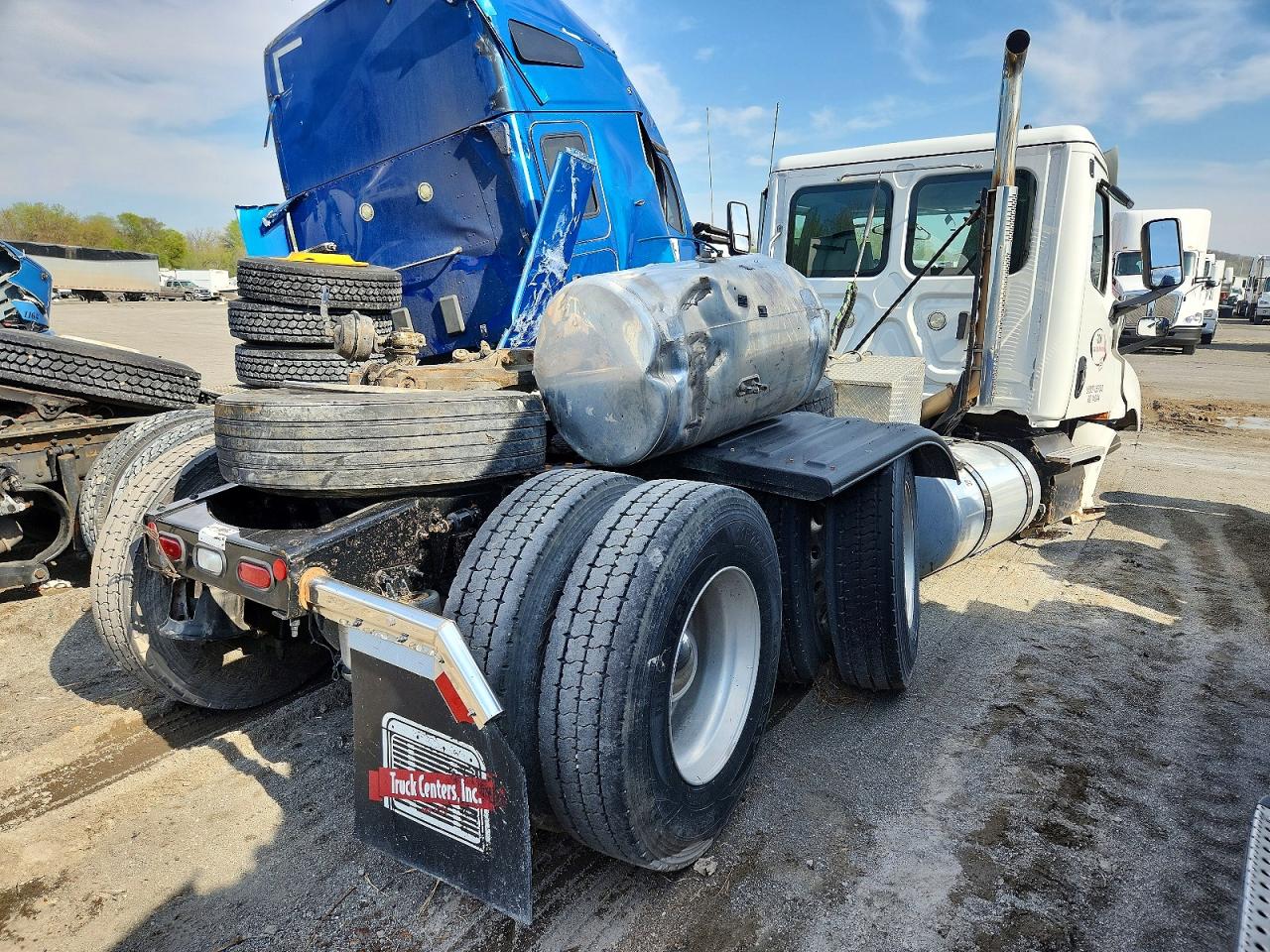 2021 FREIGHTLINER All other VIN 3AKJHLDVXMSMP6763 photo 4