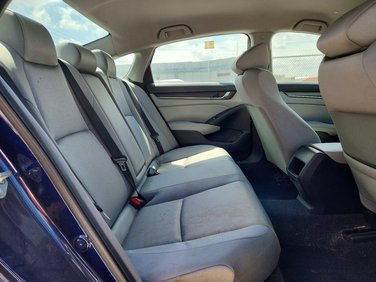 2020 Honda Accord VIN 1HGCV1F1XLA072229 photo 10