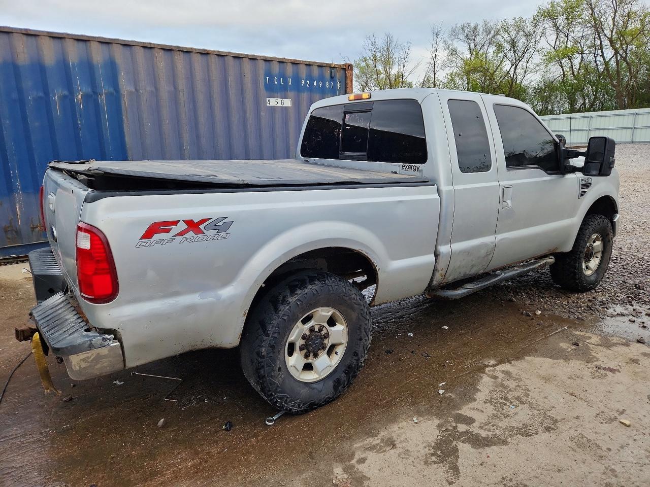 2010 Ford F250 VIN 1FTSX2B56AEB28210 photo 3
