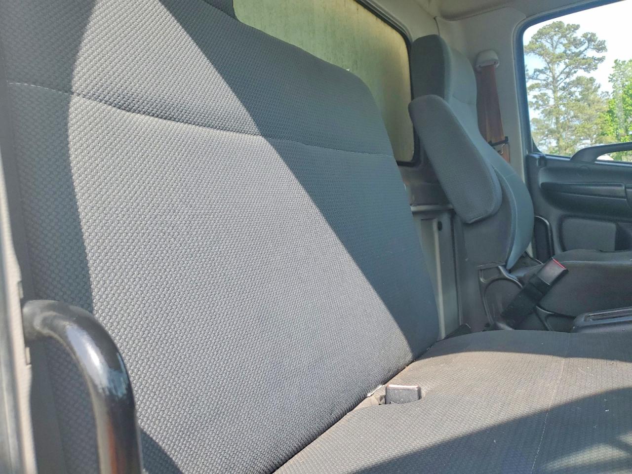 2017 HINO All models VIN 5PVNE8JV3H4S55794 photo 10