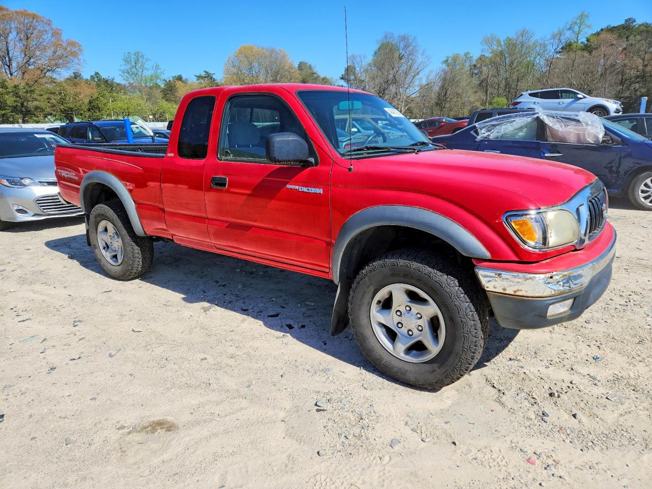 2002 Toyota Tacoma VIN 5TEWN72N32Z125719 photo 4