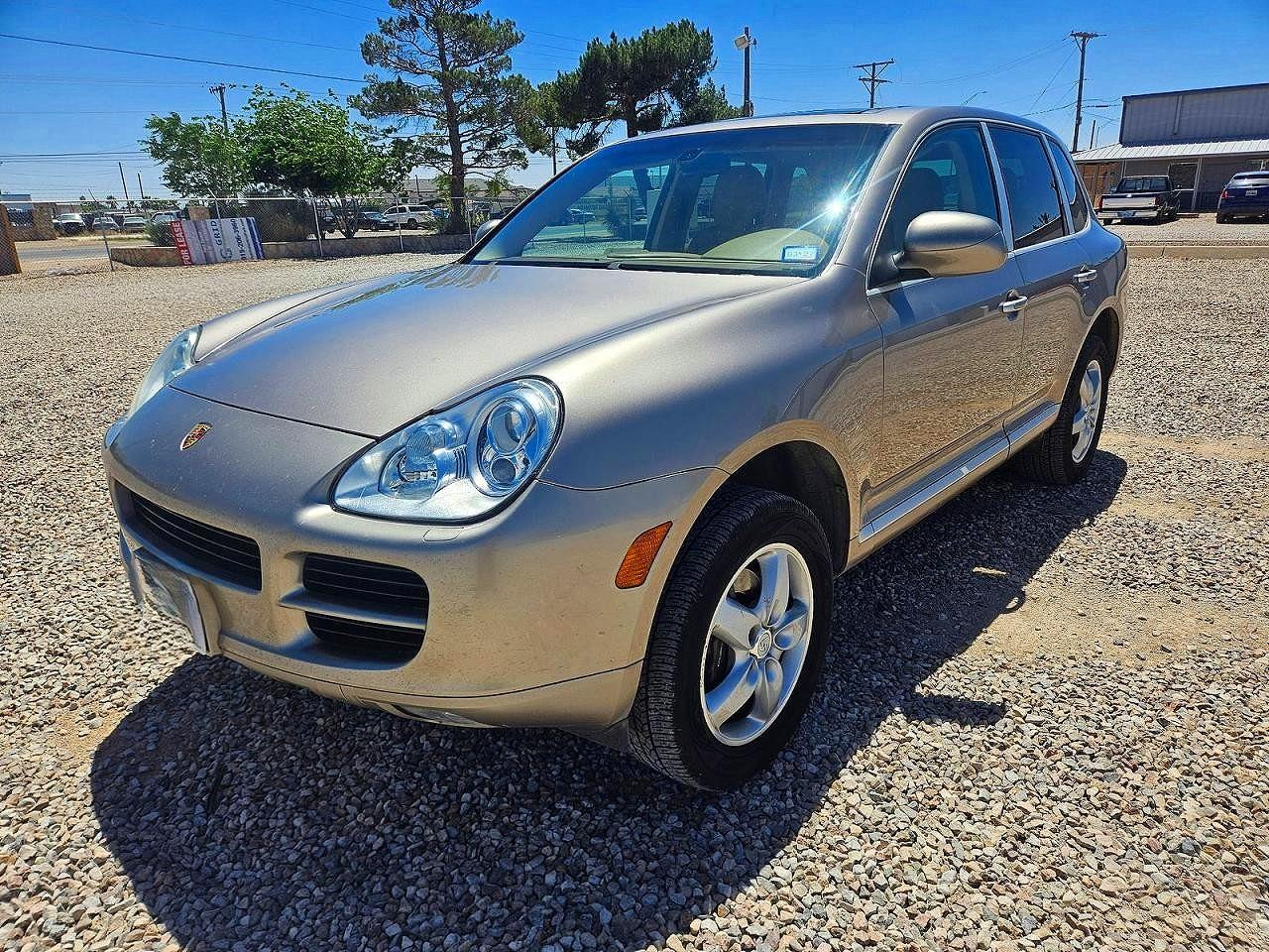 2005 Porsche Cayenne VIN WP1AA29P85LA25570 photo 2