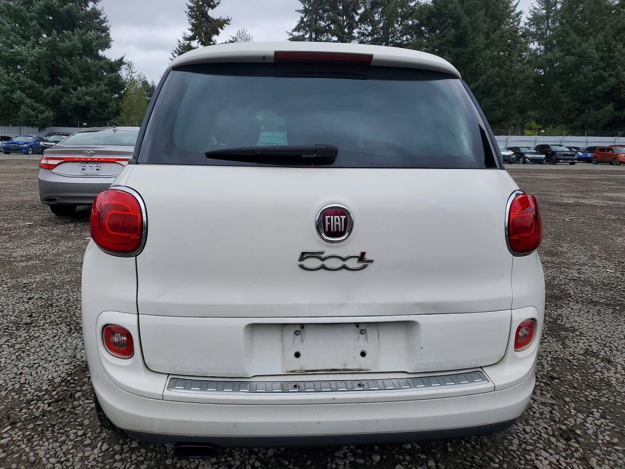 2017 Fiat 500 VIN ZFBCFAAH3HZ038743 photo 6