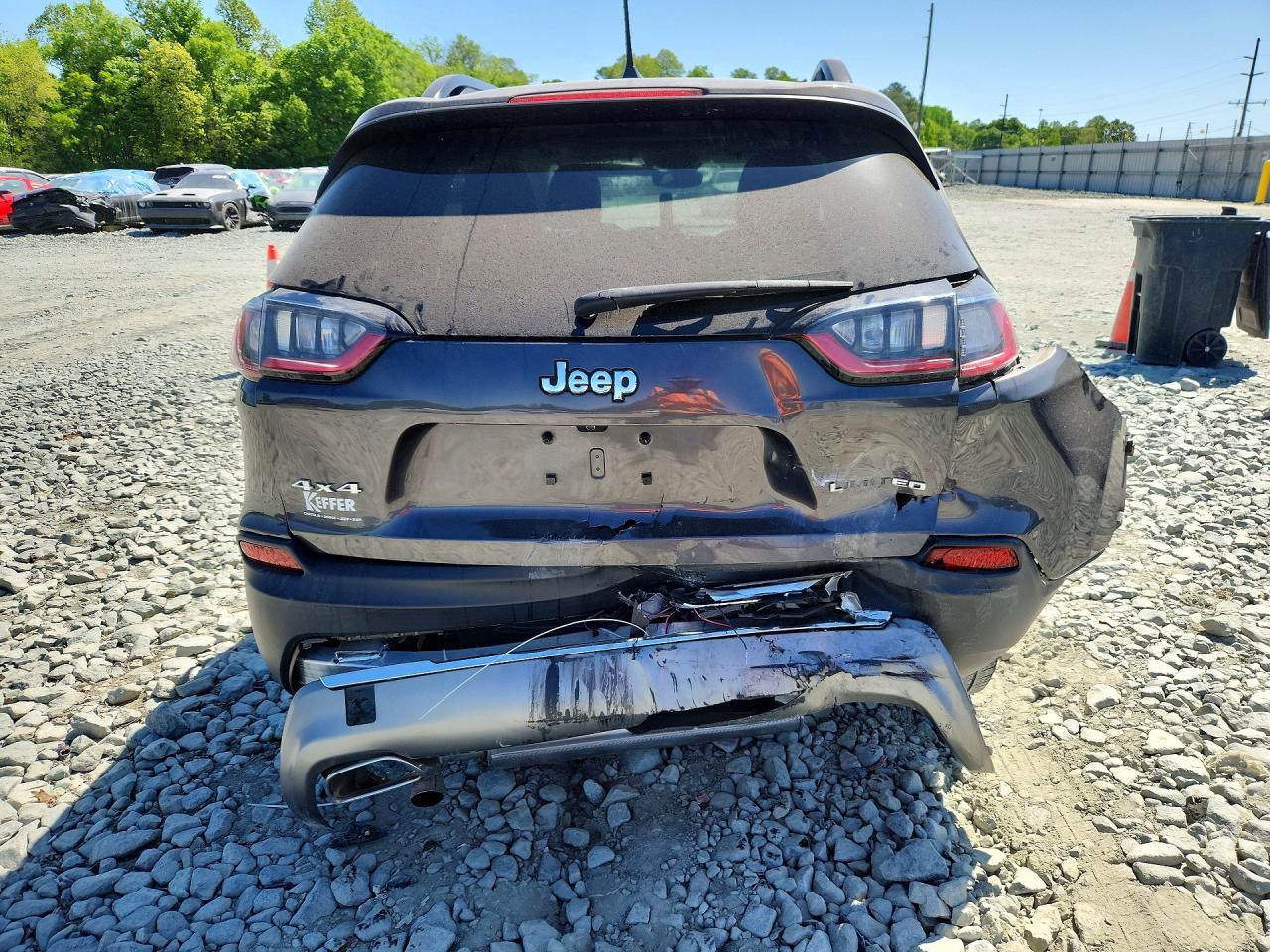 2022 Jeep Cherokee VIN 1C4PJMDX7ND520819 photo 6