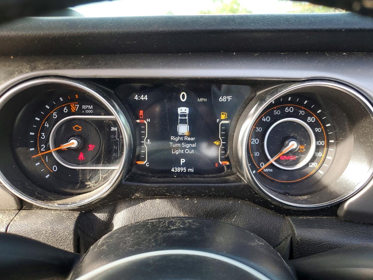 2021 Jeep Gladiator VIN 1C6HJTAG0ML605516 photo 9