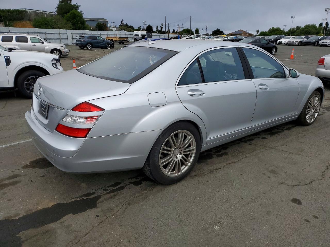 2009 Mercedes-Benz S class VIN WDDNG71X99A279323 photo 3