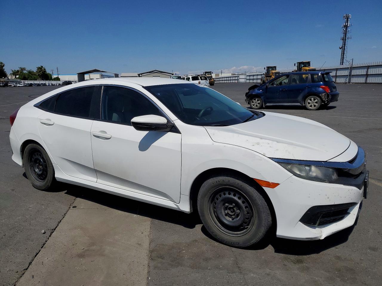 2016 Honda Civic VIN 2HGFC2F57GH510711 photo 4
