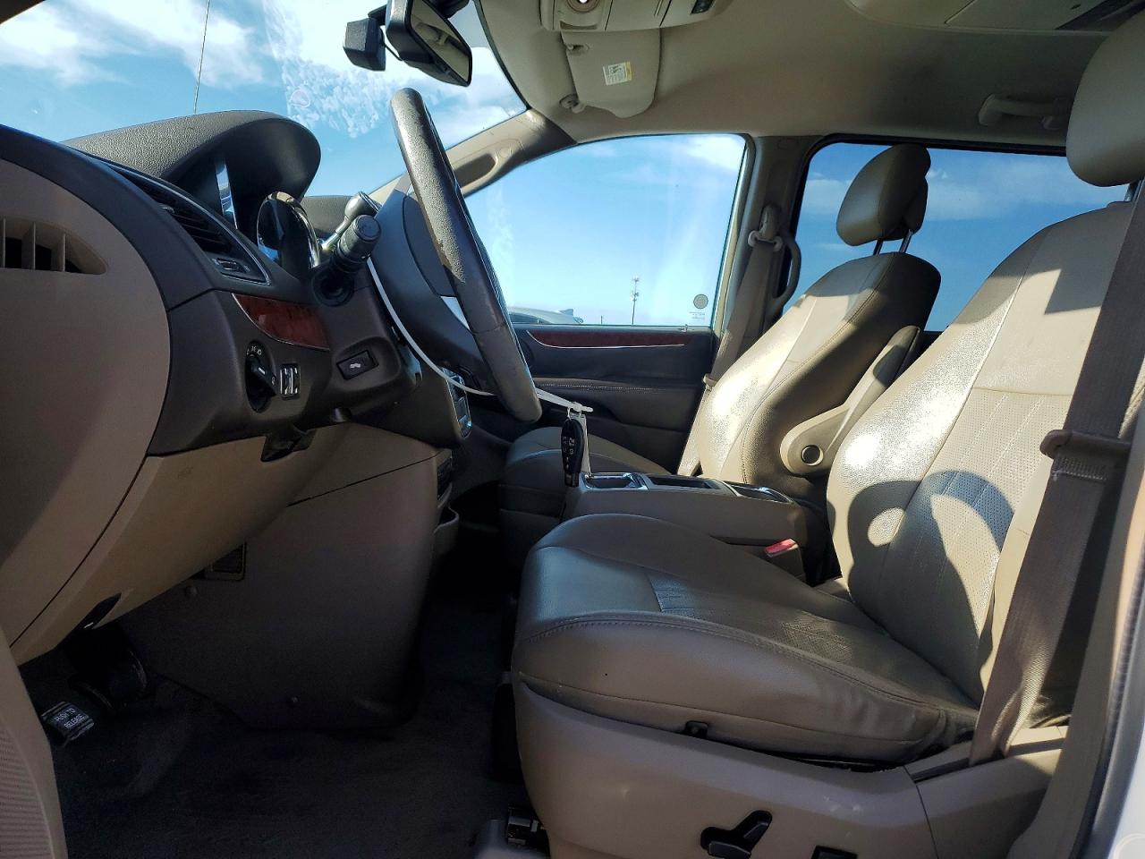2012 Chrysler Minivan VIN 2C4RC1CG8CR287577 photo 7