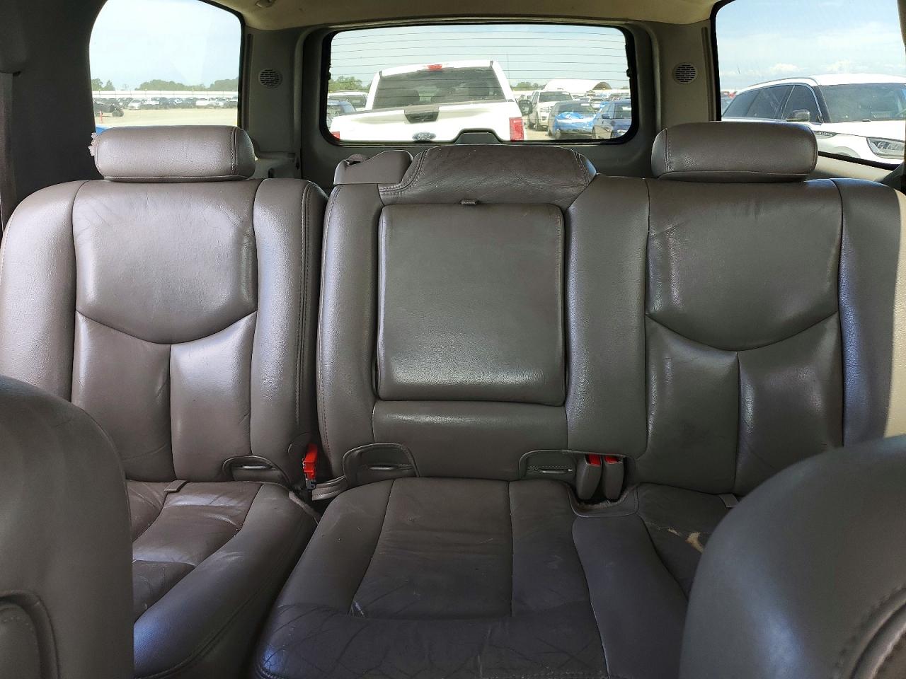 2005 GMC Yukon VIN 3GKFK16Z35G165600 photo 10