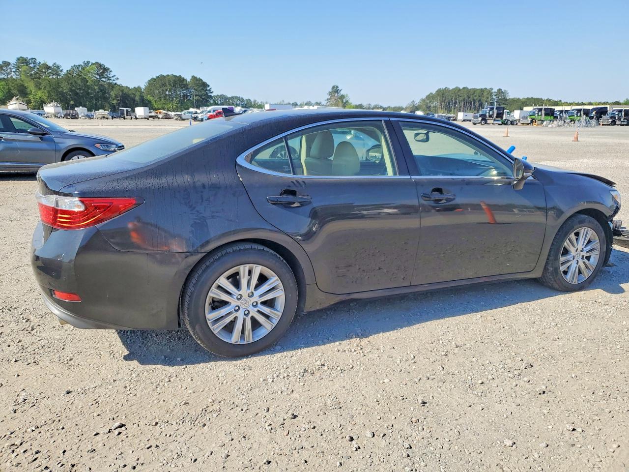 2014 Lexus ES350 VIN JTHBK1GG1E2115311 photo 3