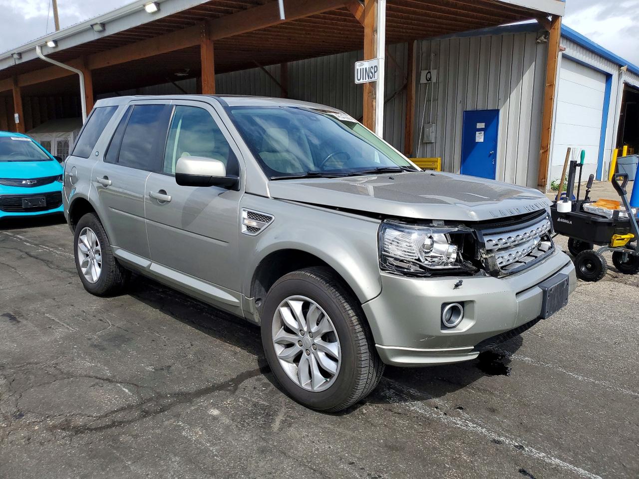 2014 Land Lr2 VIN SALFR2BGXEH412529 photo 4