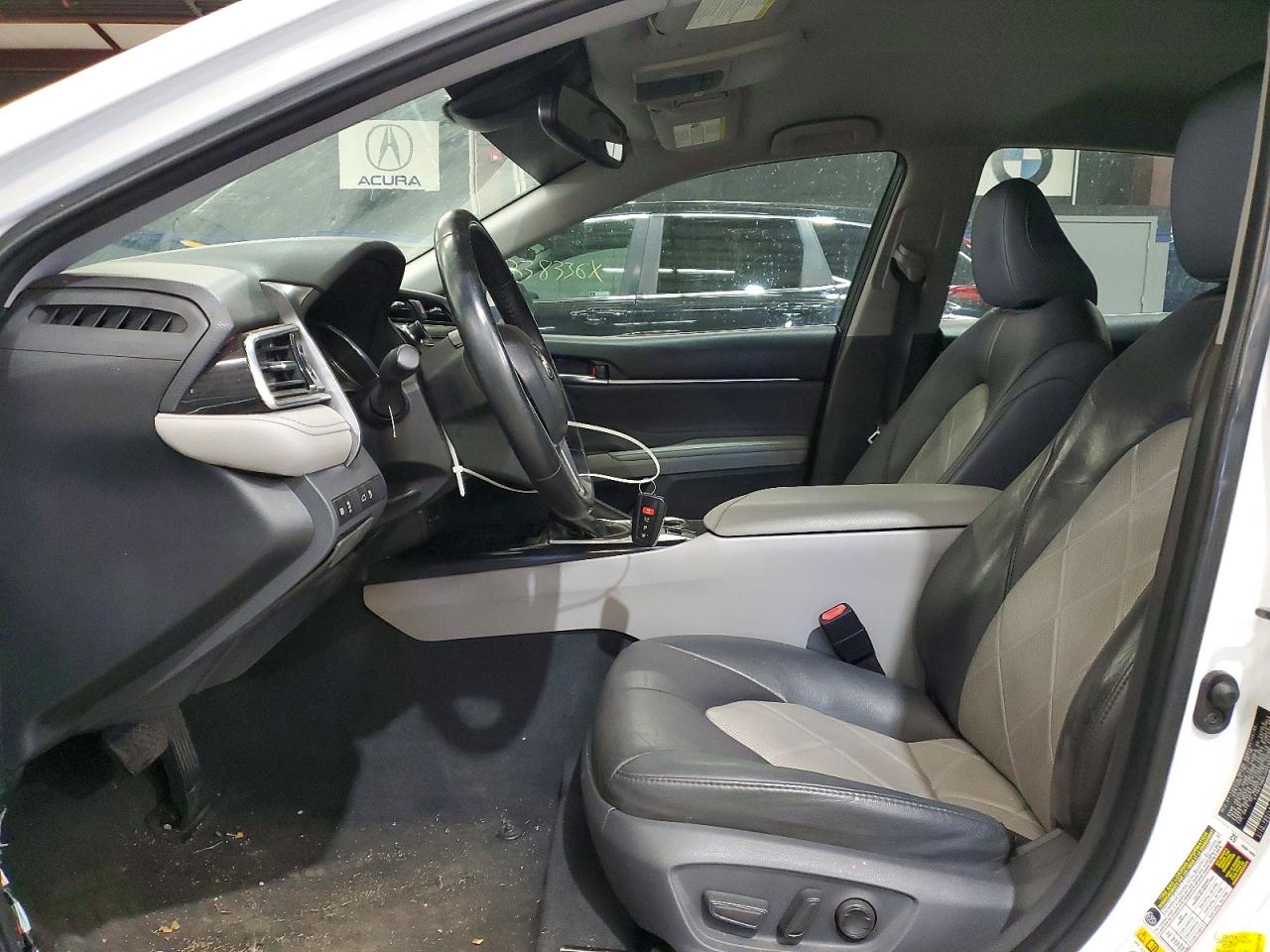 2018 Toyota Camry sola VIN 4T1B21HK6JU009533 photo 7
