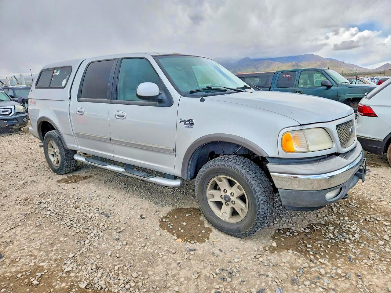 2003 Ford F150 VIN 1FTRW08L43KD84233 photo 4