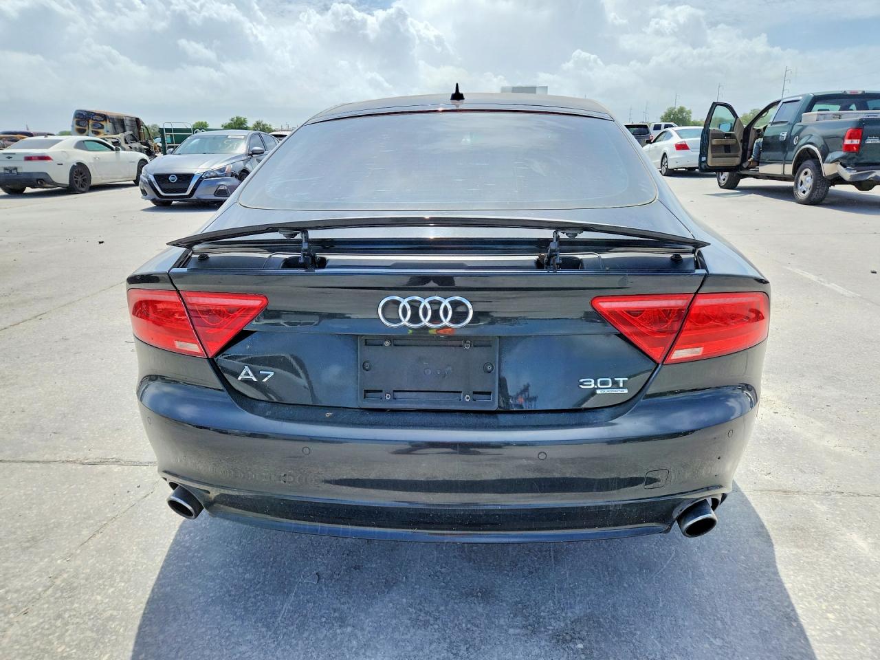 2012 Audi A7 VIN WAUSGAFC7CN006264 photo 6