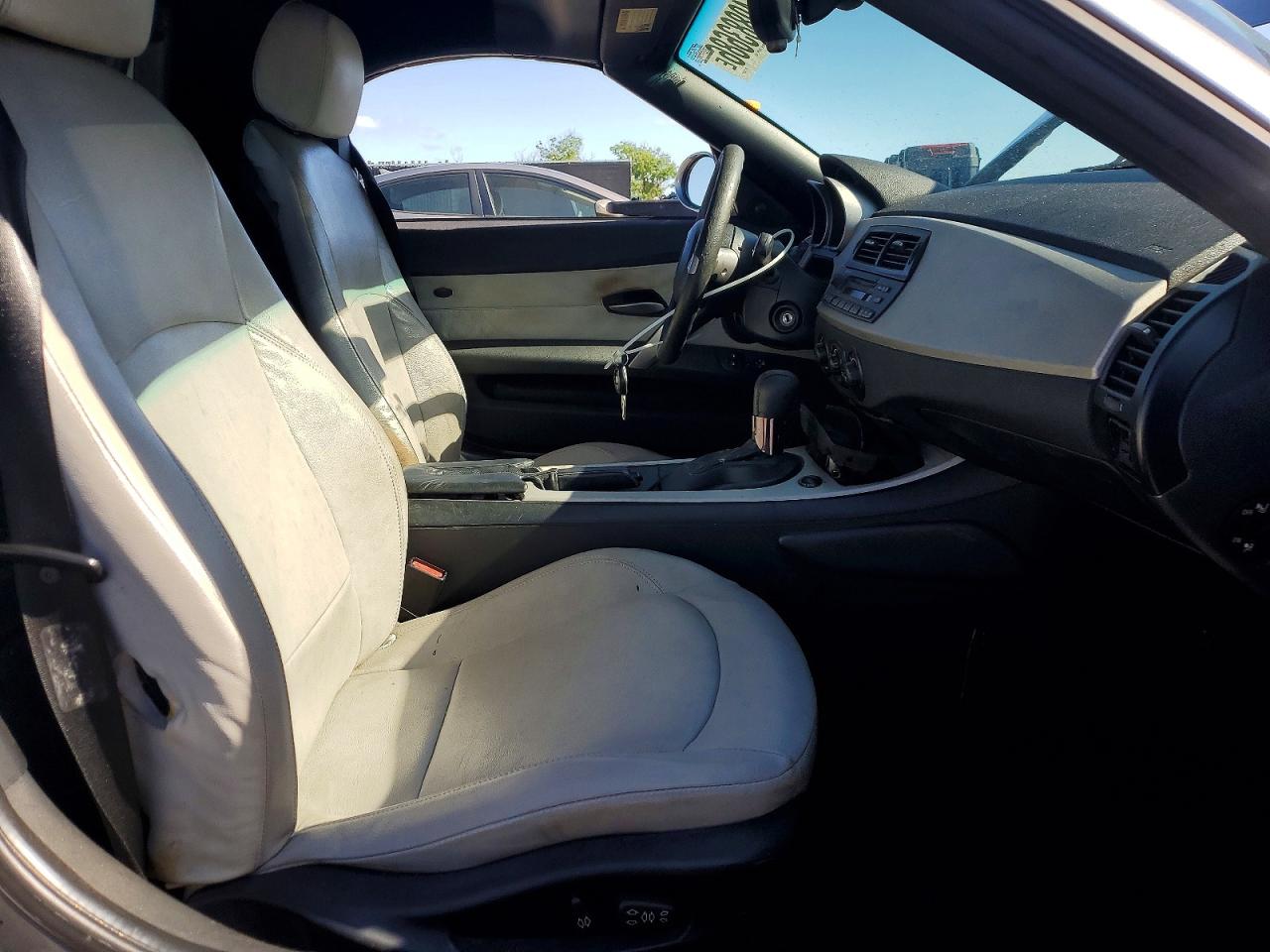 2005 BMW Z4 VIN 4USBT33525LS53572 photo 7