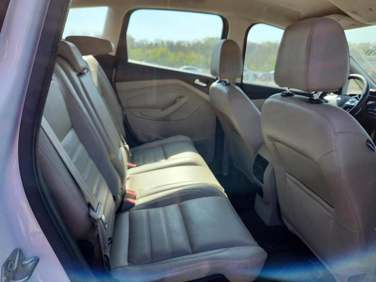 2017 FORD Cmax VIN 1FADP5FU2HL105062 photo 10