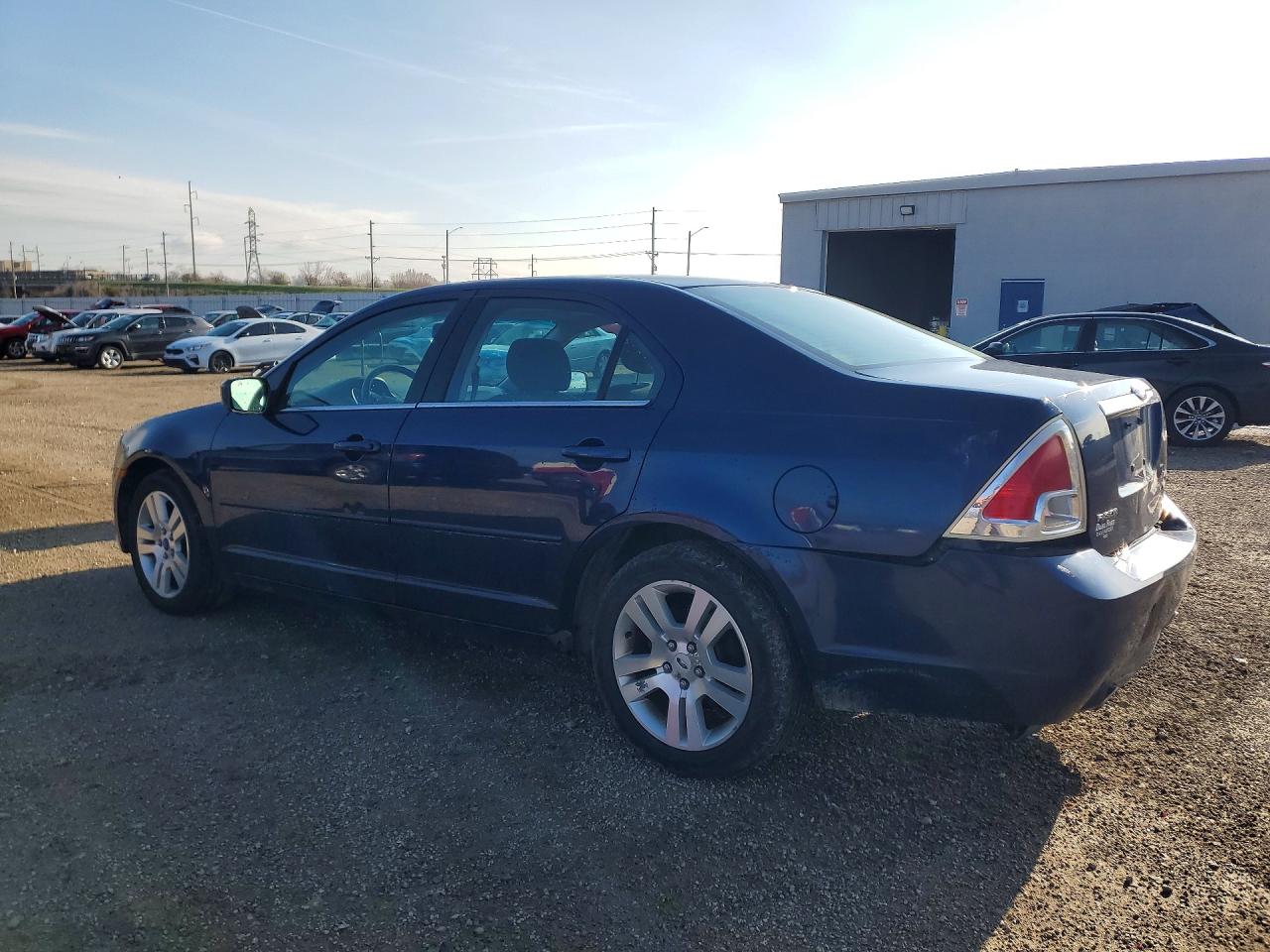 2007 Ford Fusion VIN 3FAHP08137R111556 photo 2