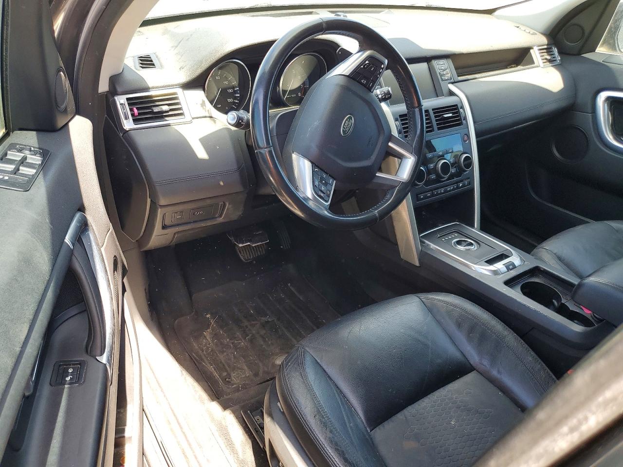 2016 Land Discovery VIN SALCP2BG6GH565615 photo 8