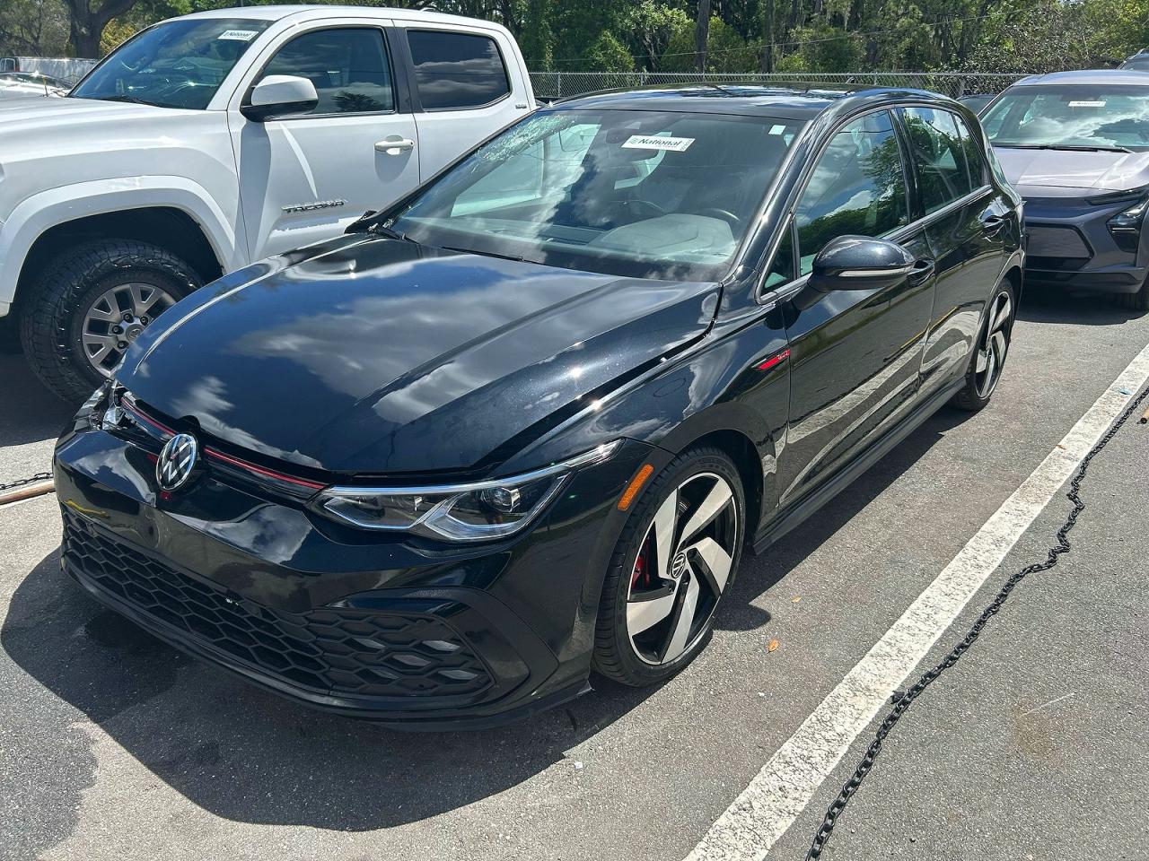 2024 Volkswagen Gti VIN WVWGA7CD2RW219328 photo 2