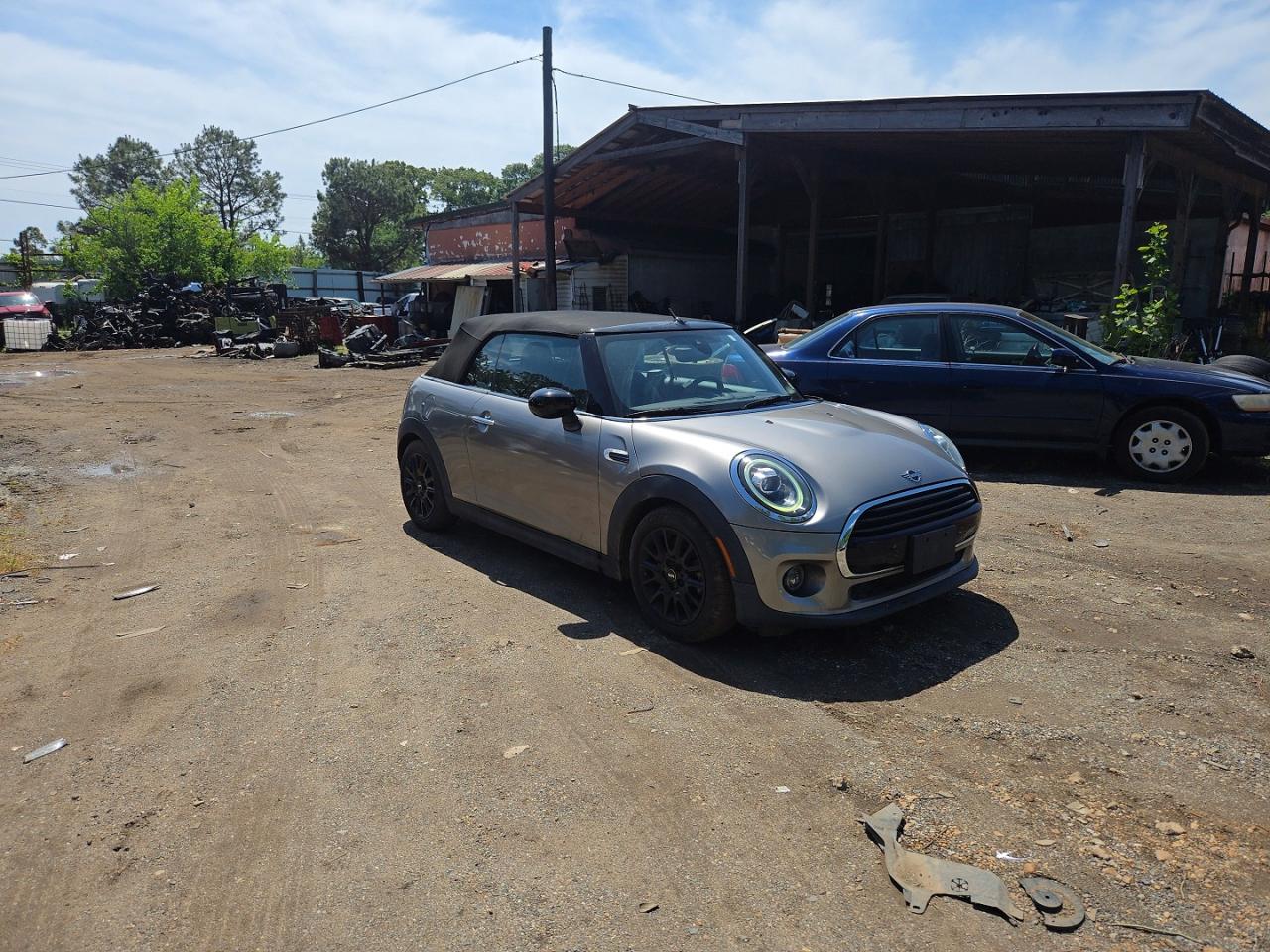 2020 Mini Cooper VIN WMWWJ3C0XL3L01427 photo 1