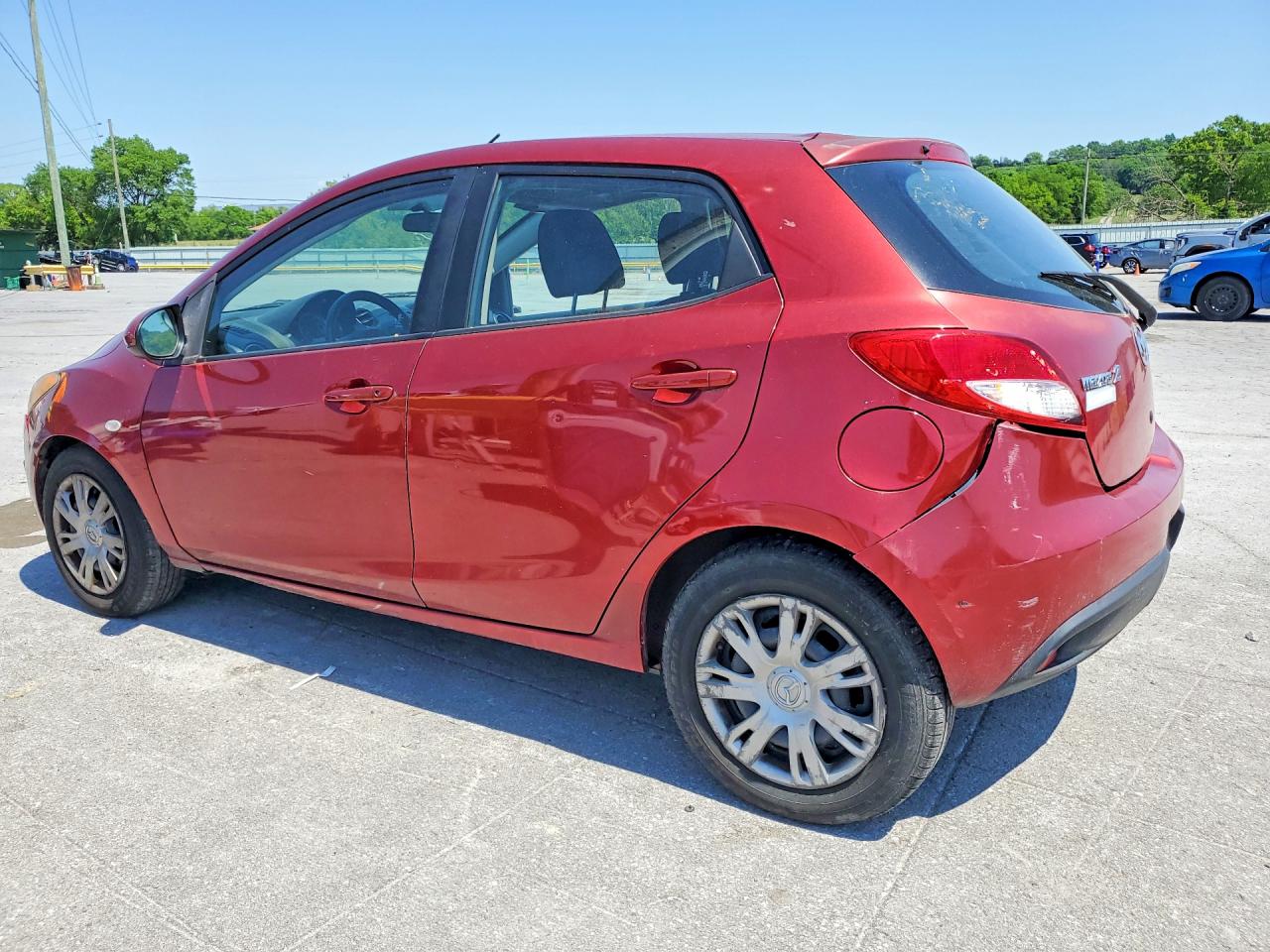 2014 Mazda 2 VIN JM1DE1KZ7E0181092 photo 2