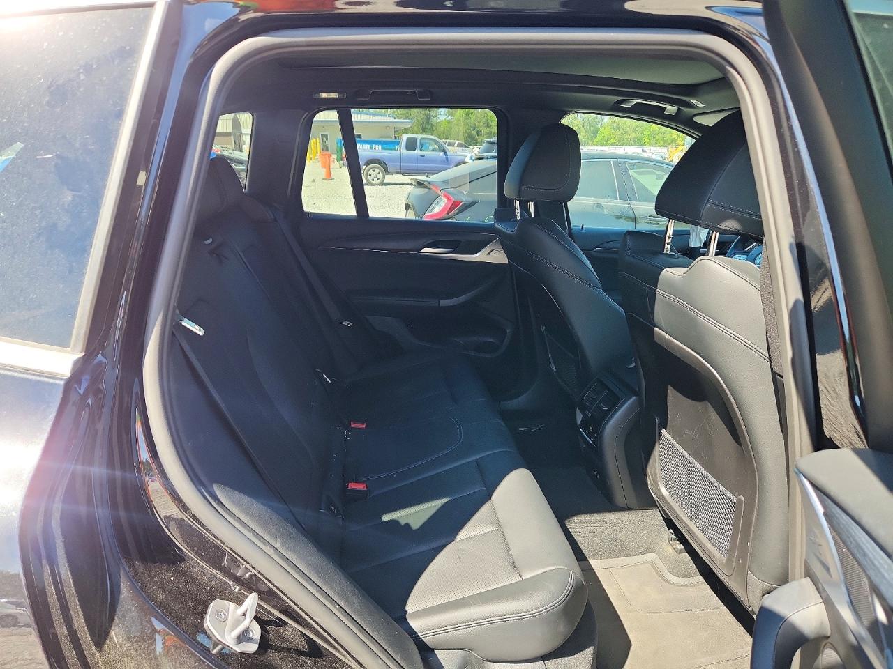 2024 BMW X3 VIN 5UX43DP05R9W75050 photo 11