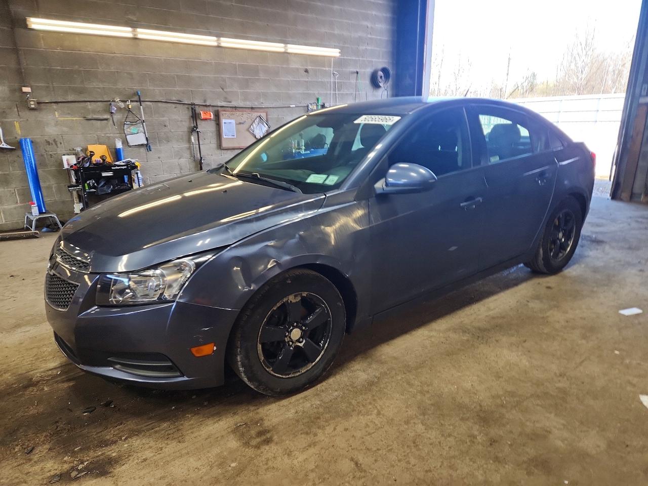 2014 CHEV Cruze VIN 1G1PC5SB0E7296954 photo 1