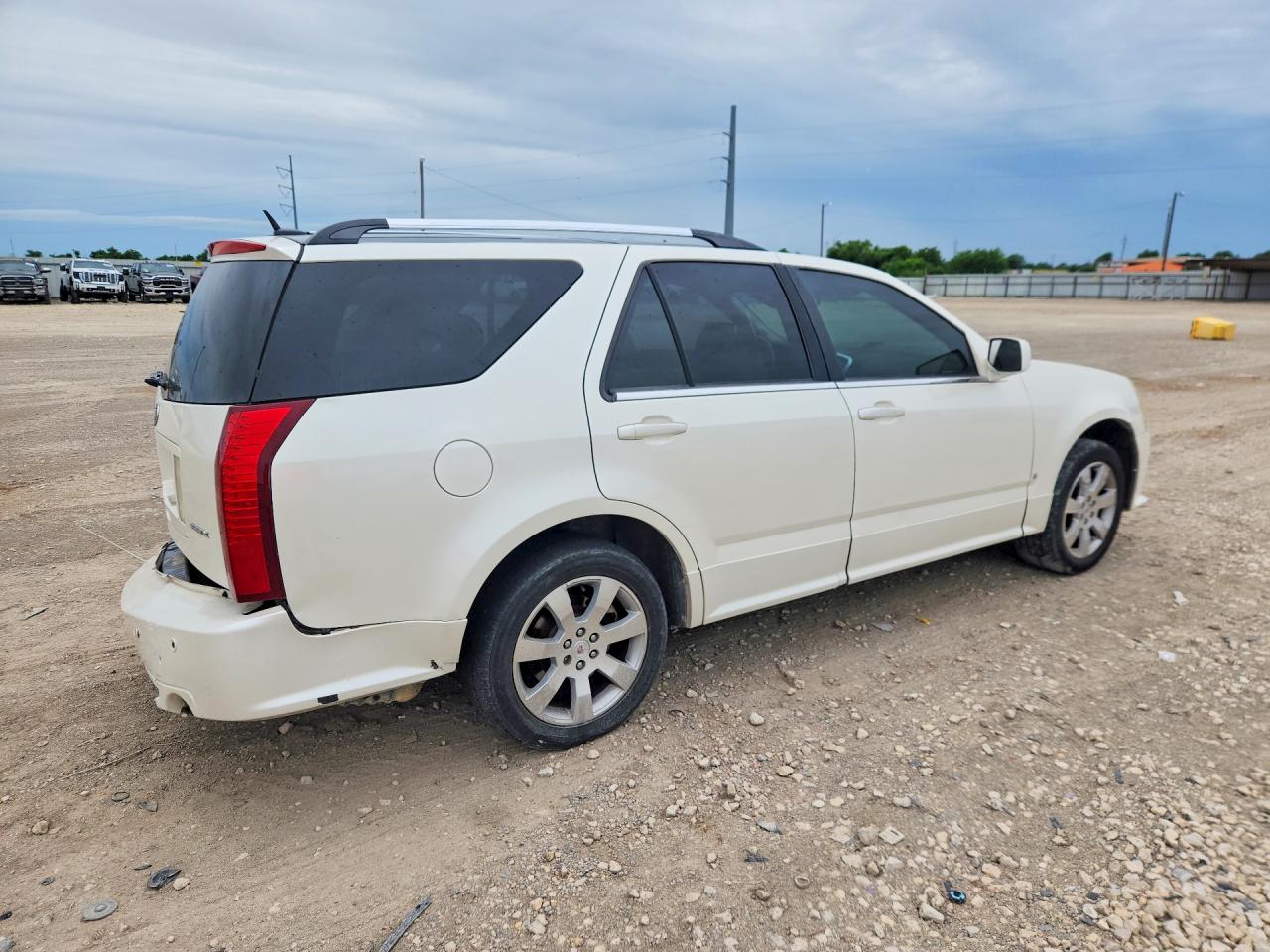 2008 Cadillac Srx VIN 1GYEE637X80125323 photo 3
