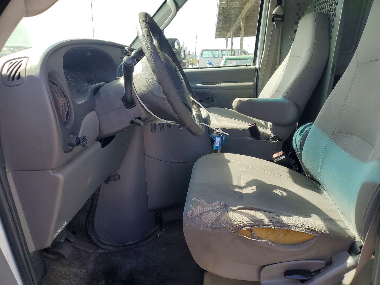 2005 Ford Econoline VIN 1FTSS34L15HB01288 photo 7