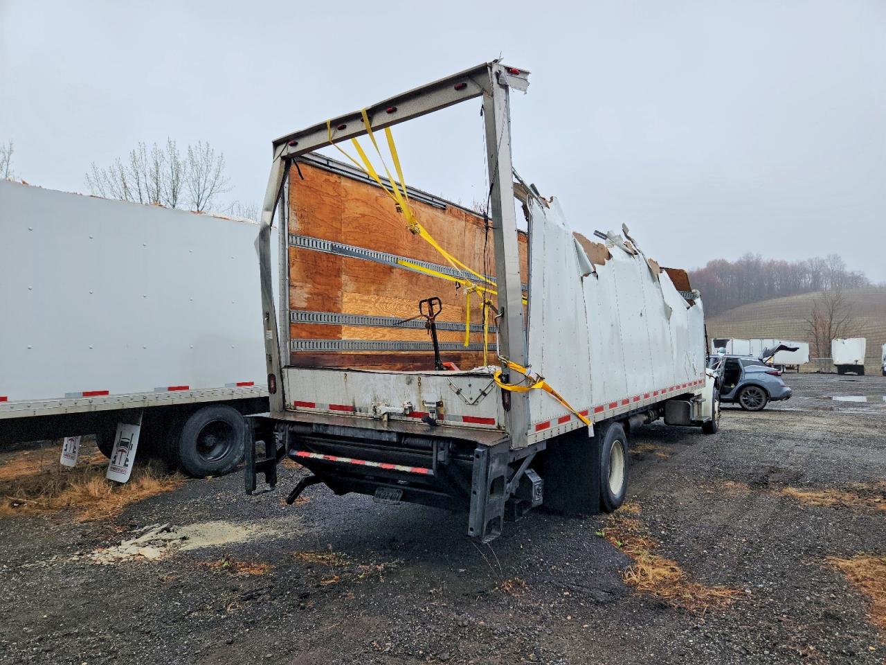 2017 FREIGHTLINER All other VIN 3ALACWDT9HDJB7842 photo 4