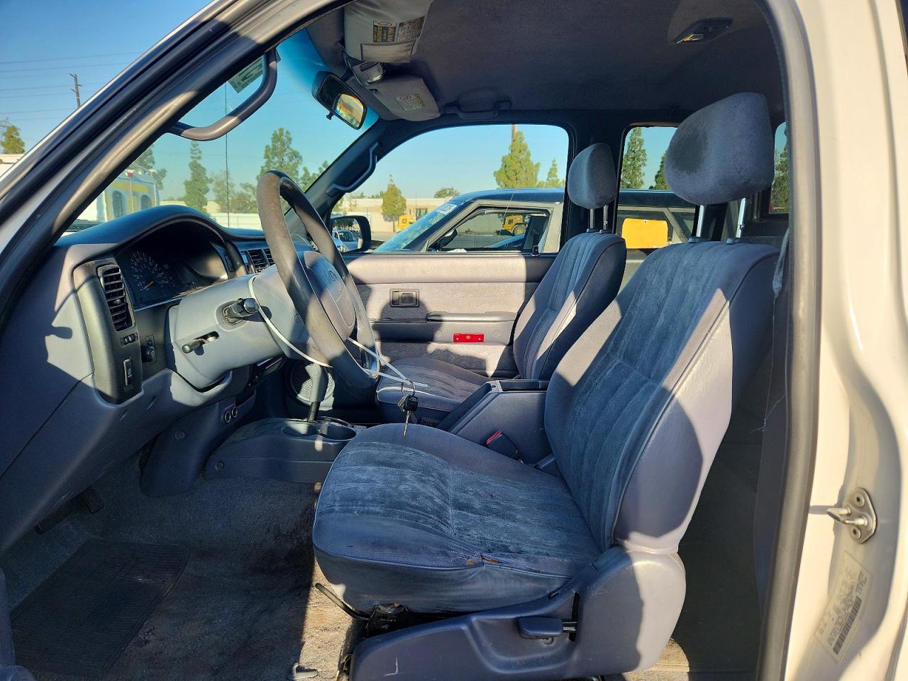2000 Toyota Tacoma VIN 4TASM92N3YZ600895 photo 7